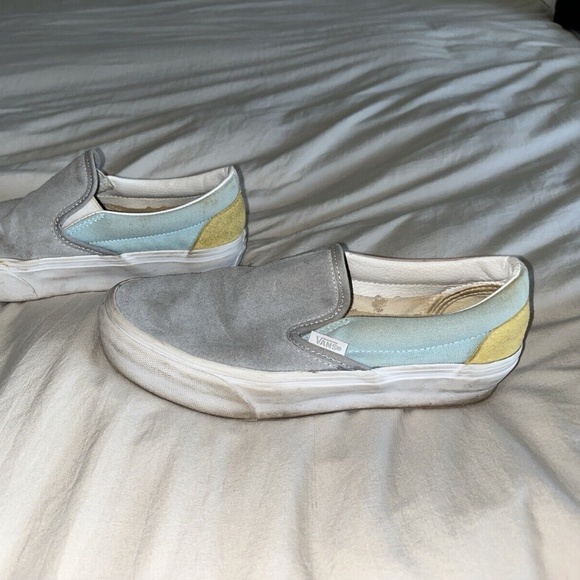 Platform Slip-On VANS Color block. Women's size: 7! In USED condition! Pastels! - Picture 4 of 11